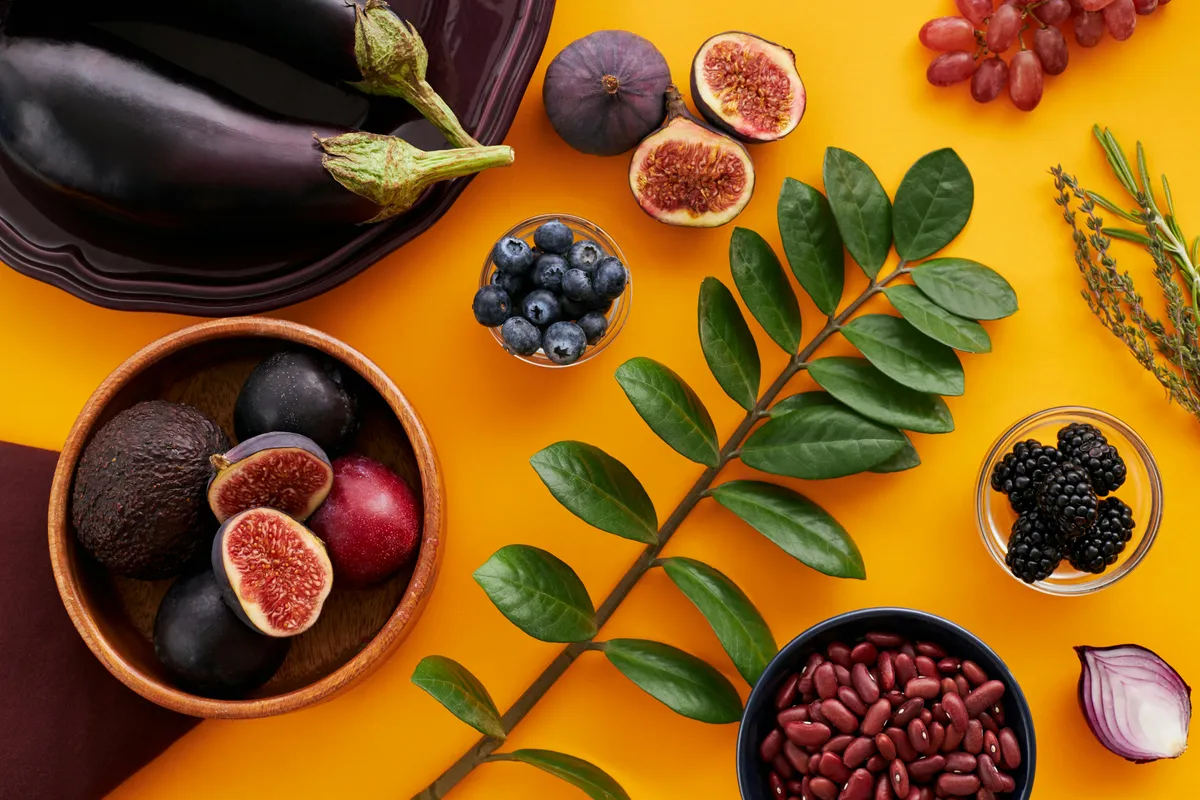 Curso de Necesidades Nutricionales y Estudio de los Nutrientes
